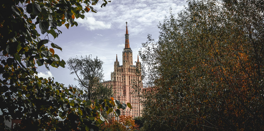 Дистанционные вузы Москвы: куда и как поступать белорусам